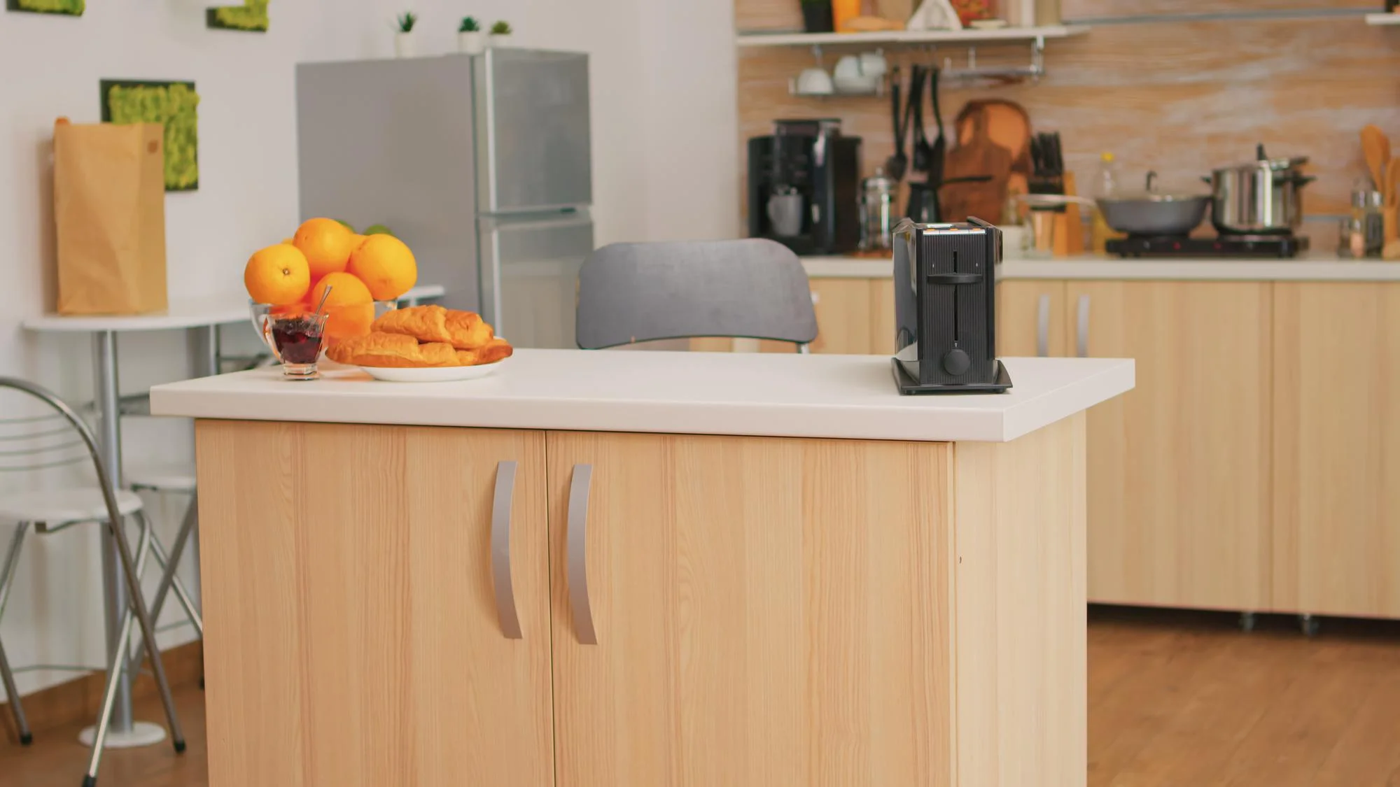 How to Choose High Chairs for a Kitchen Island Without Buying the Wrong Height
