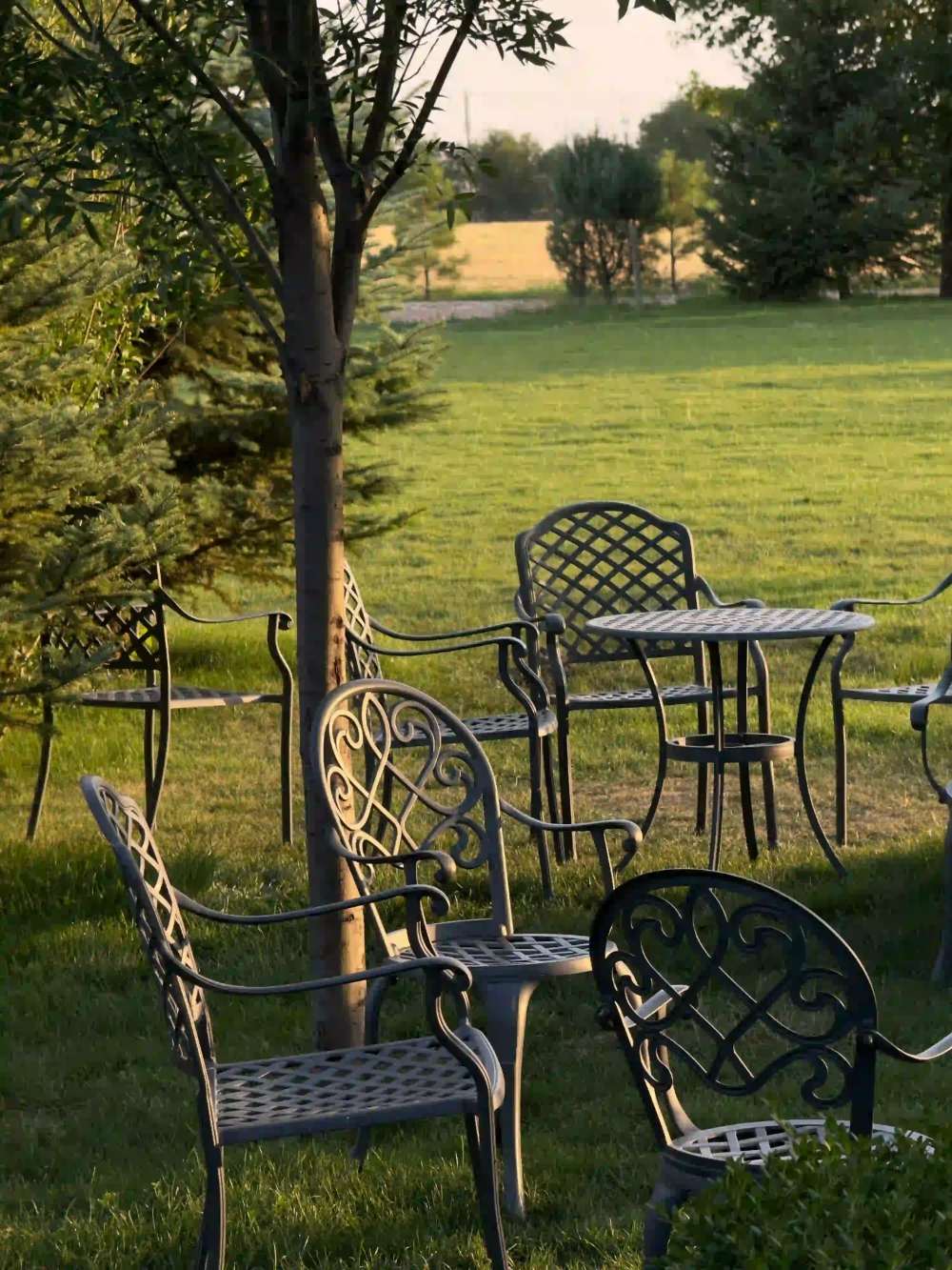 How to Choose Premium Materials for Long Lasting Outdoor Furniture for Commercial Outdoor Furniture Suppliers